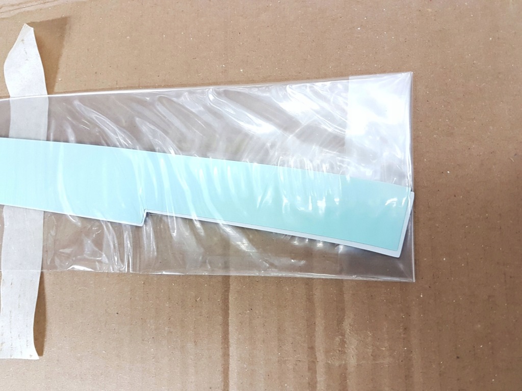 фото №5, Corolla 13-18 наклейка наклейка рамка дверь перед