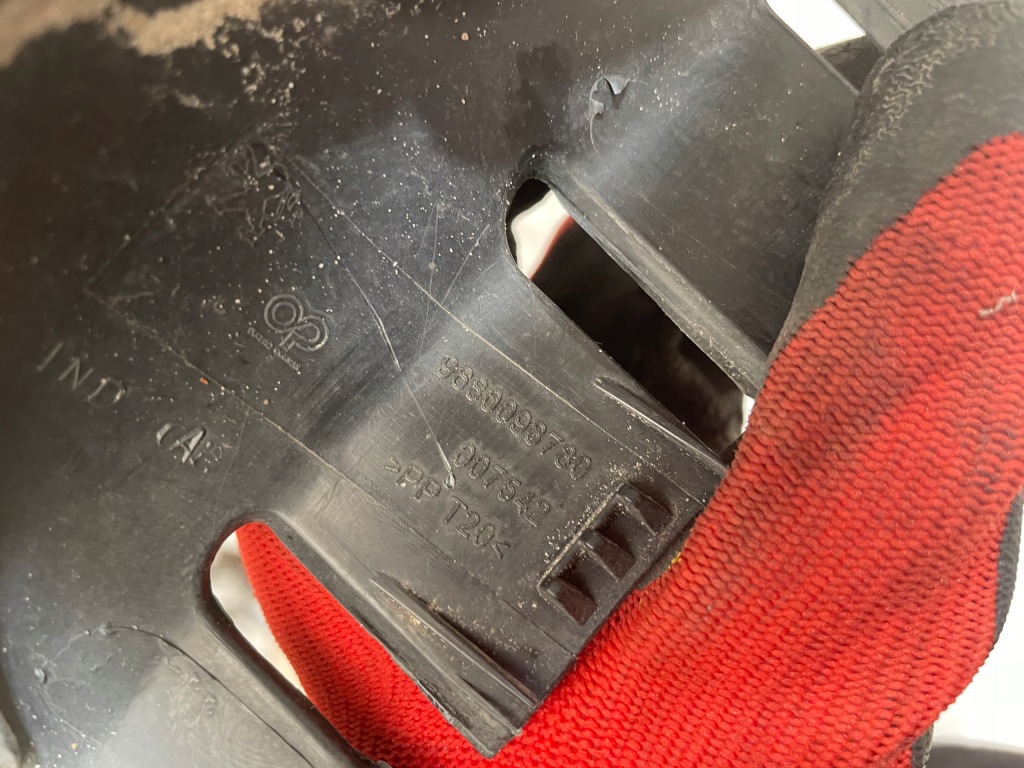 фото №6, Решітка бампера протитуманної фари ліва peugeot 207 9680098780