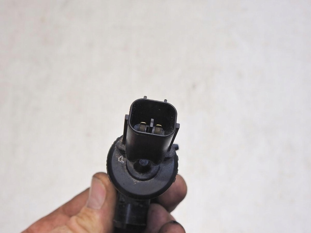 фото №3, Помпа распылителя subaru forester iii