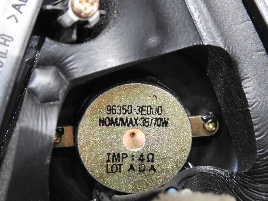 фото №7, Трикутник захист дзеркало динамік ліва kia sorento i