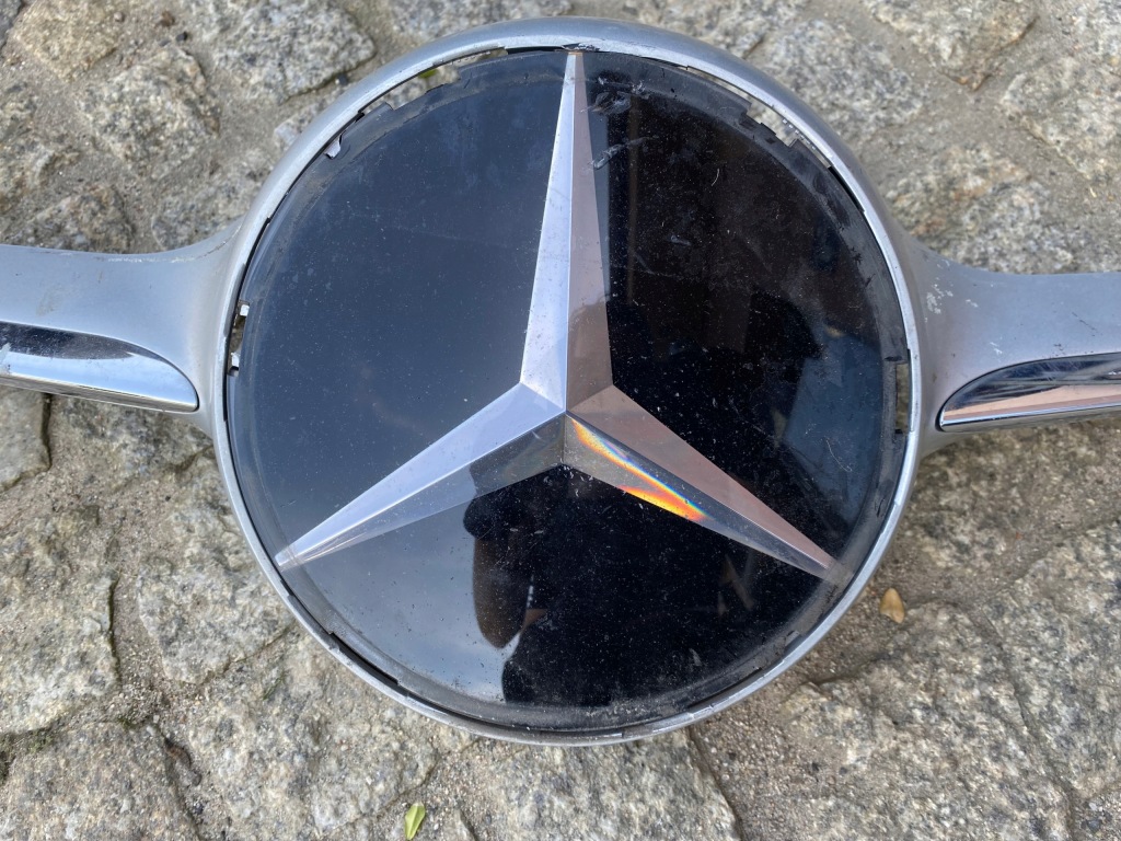 фото №3, Mercedes 207 решітка радіатора решітка радіатора значок радар 2078803183 оригінал