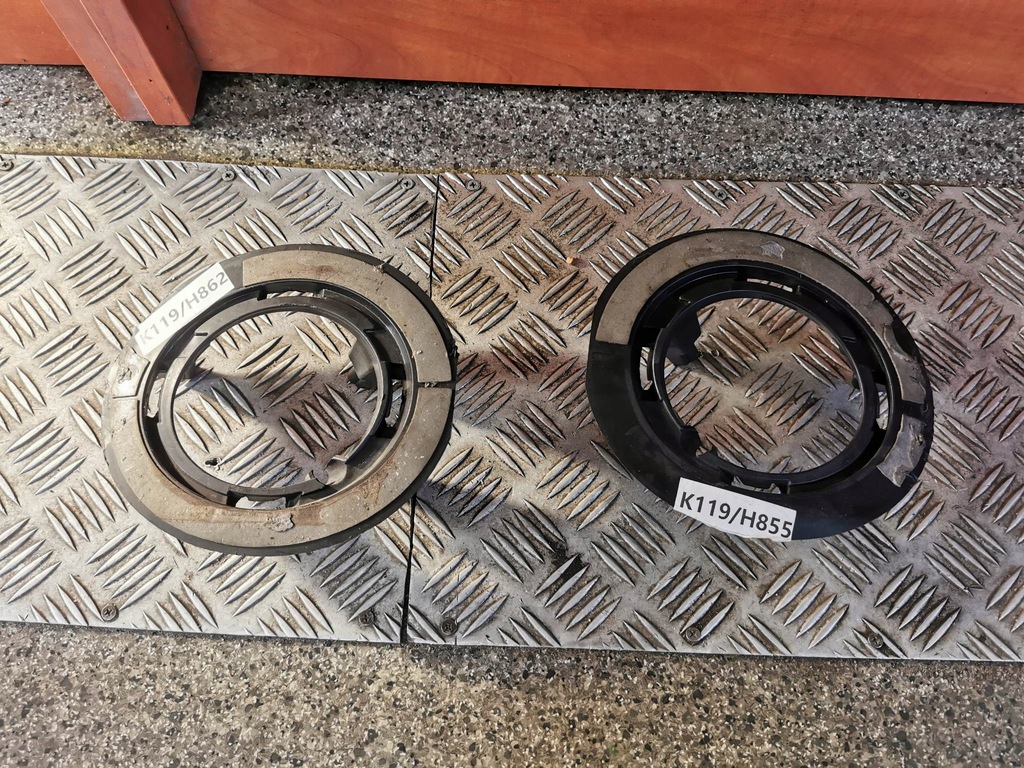 фото №1, Кронштейн протитуманної фари перед skoda 1st807261