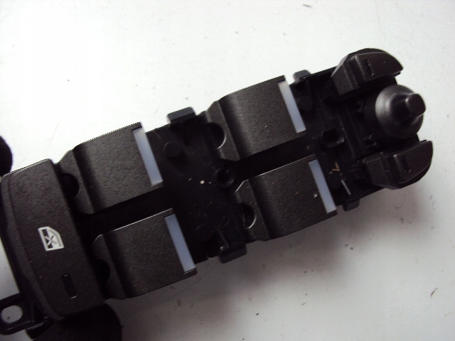 фото №3, Панель вікон лівий перед range rover evoque