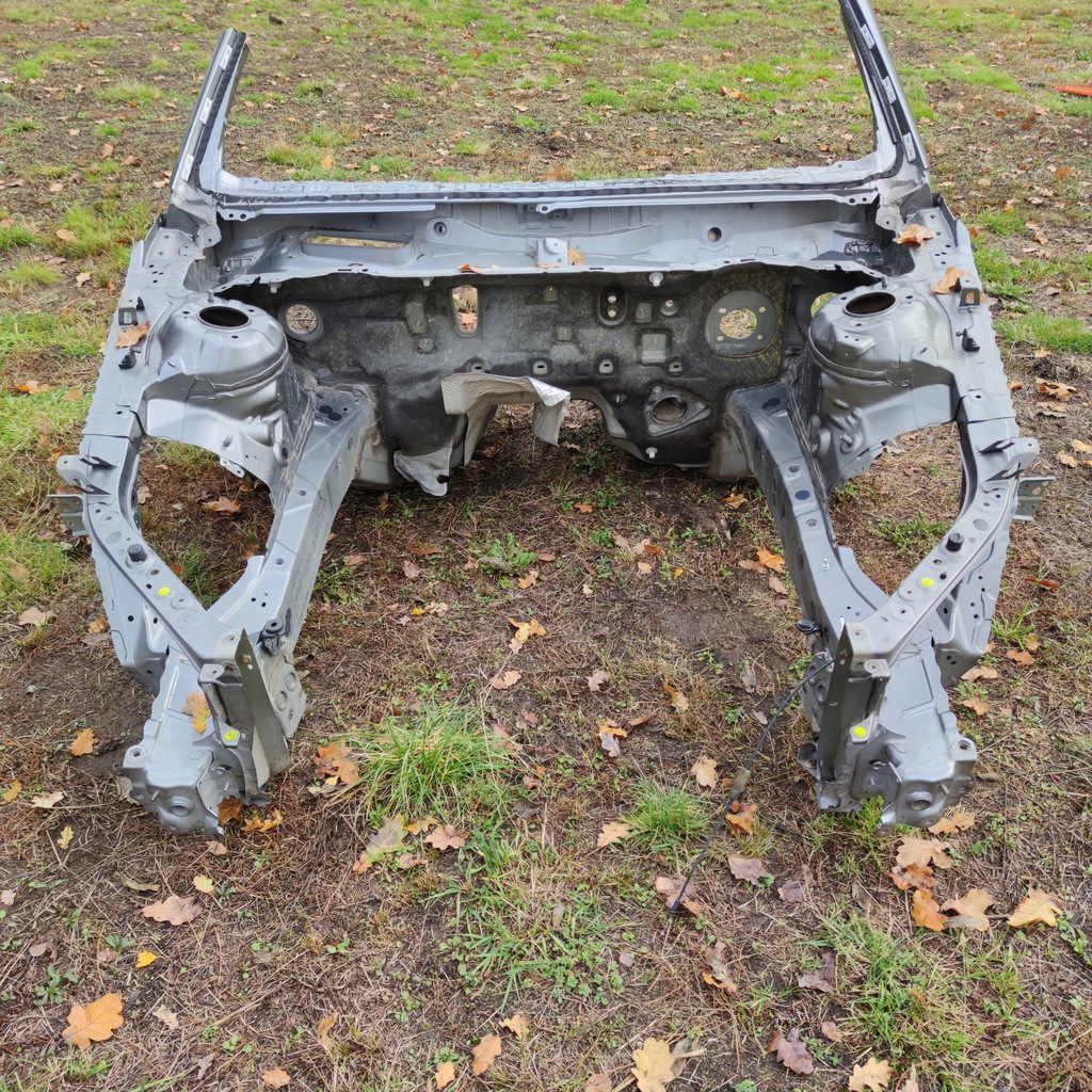 фото №1, Toyota camry viii передняя часть обрезанный четверть левая правая перед