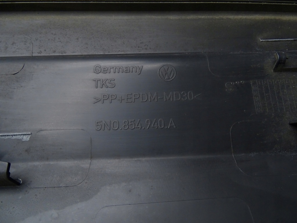 фото №10, Молдинг дверь правая правый перед передняя vw tiguan 5n 09r 5n0854940a