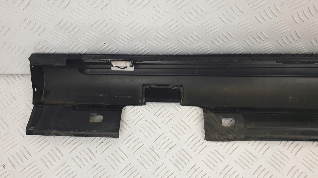 фото №8, Mercedes a-klasa w176 amg молдинг порог правая