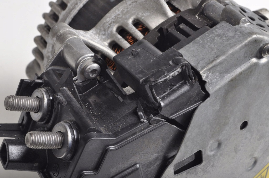 Ford fiesta mk8 1.0 генератор l1ta-11238-ba с Разборки