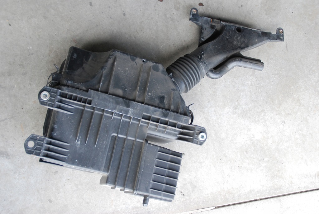 фото №3, Корпус фільтра повітря lexus rx 400h