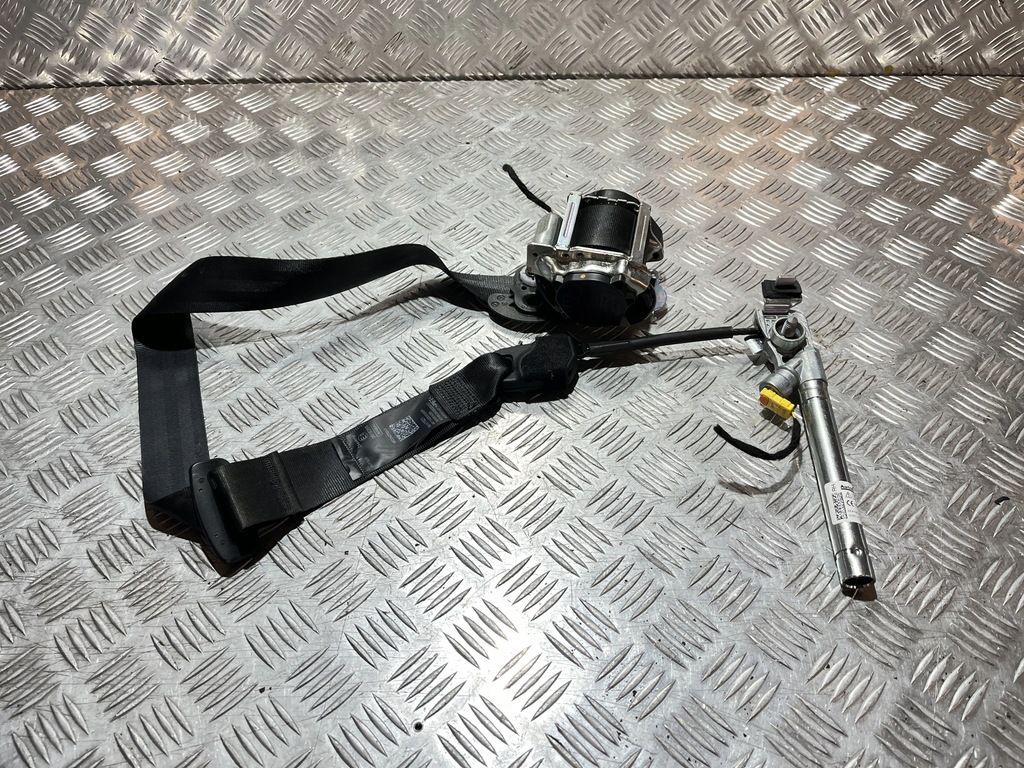 фото №1, Pas безпеки перед правий opel crossland x 17- 39101921