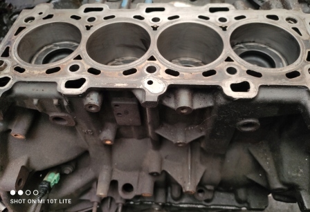 фото №6, Блок двигателя 2,0dci 08r_m9r vivaro trafic