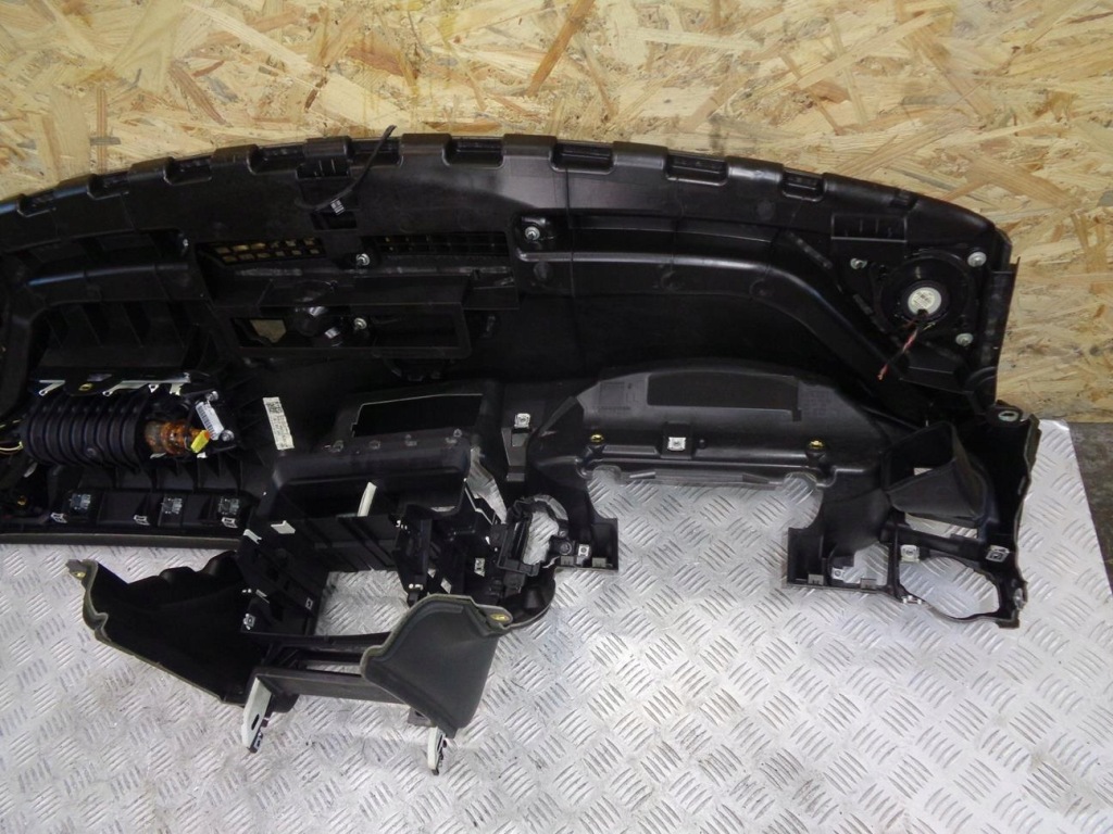 фото №14, Панель приладів приладова панель  спрацювання подушка безпеки ремені шторки безпеки audi a4 b8 08- eu