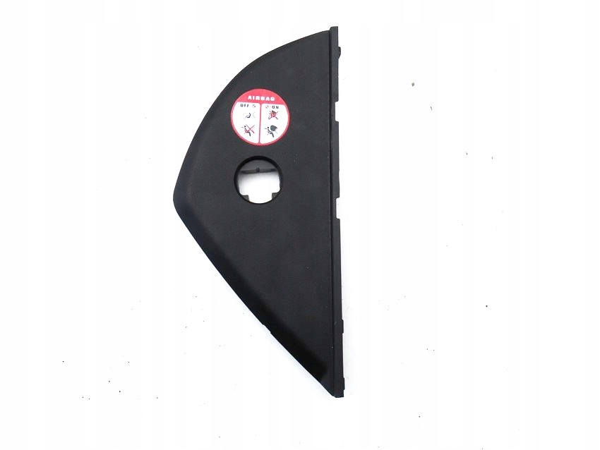 фото №1, Защита заглушка правая приборная панель hyundai i20 i 08-14r