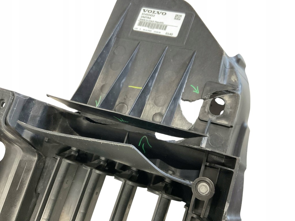 фото №13, Шторка, жалюзи, впуск, воздуховод воздуха volvo xc-40/xc40 ii 2.002