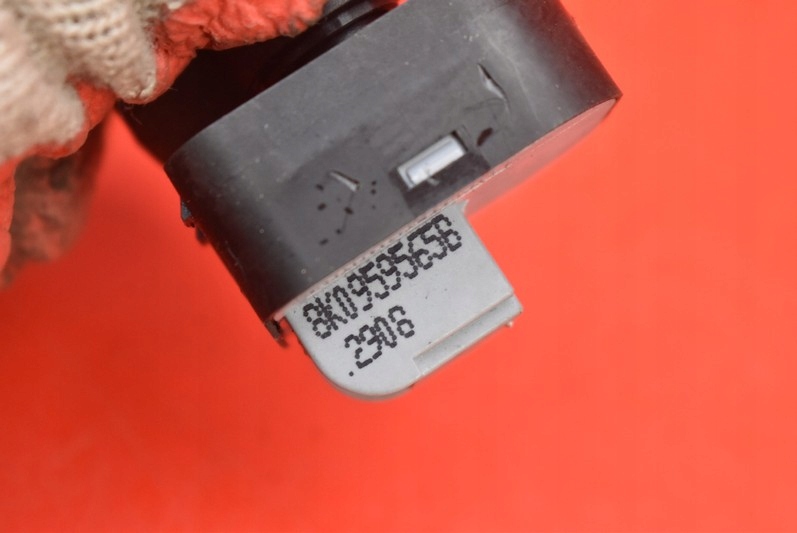 фото №8, Панель регулировки зеркал 8k0959565b audi a4 b8 07-11