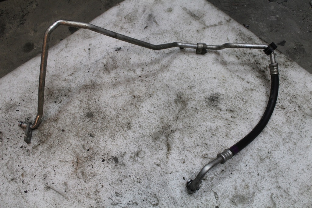 фото №1, Auris i e15 1.4 d4d europa трубка кондиционера