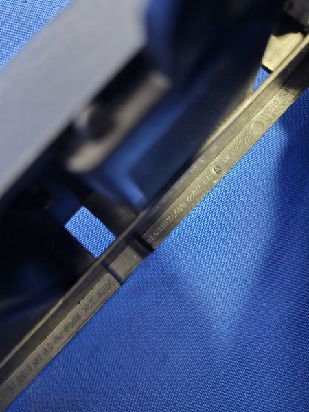 Кронштейн каркас рамка кишеня радіо renault trafic iii в Україні