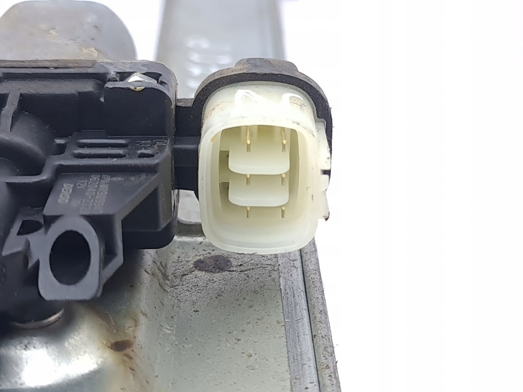 фото №5, Mitsubishi pajero 2007 права сторона підйомник скло двері передніх