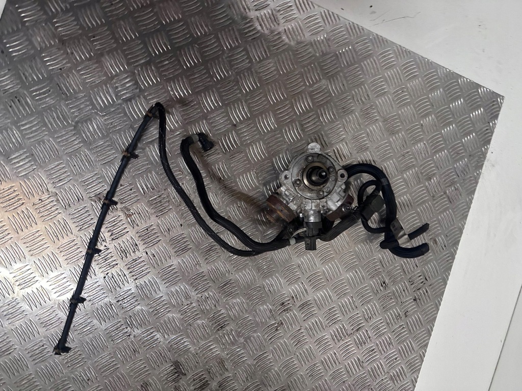 Bmw f30 f32 f36 f10 насос впрыскная wysokiego давления n57d30a Киев