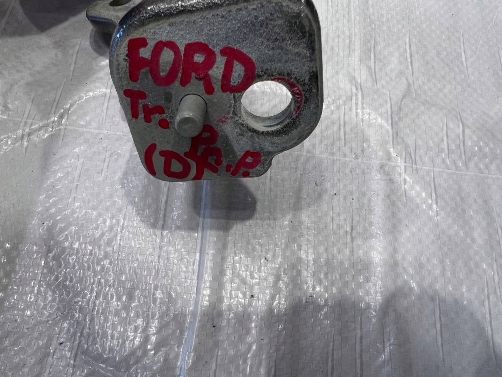 фото №2, Ford transit custom петля дверь правый передний