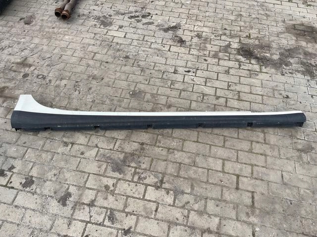 фото №1, Maserati ghibli молдинг порог накладка правая