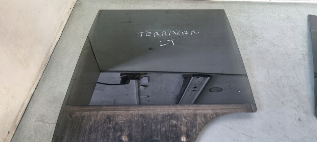 фото №1, Стекло дверь левый задняя do terracan