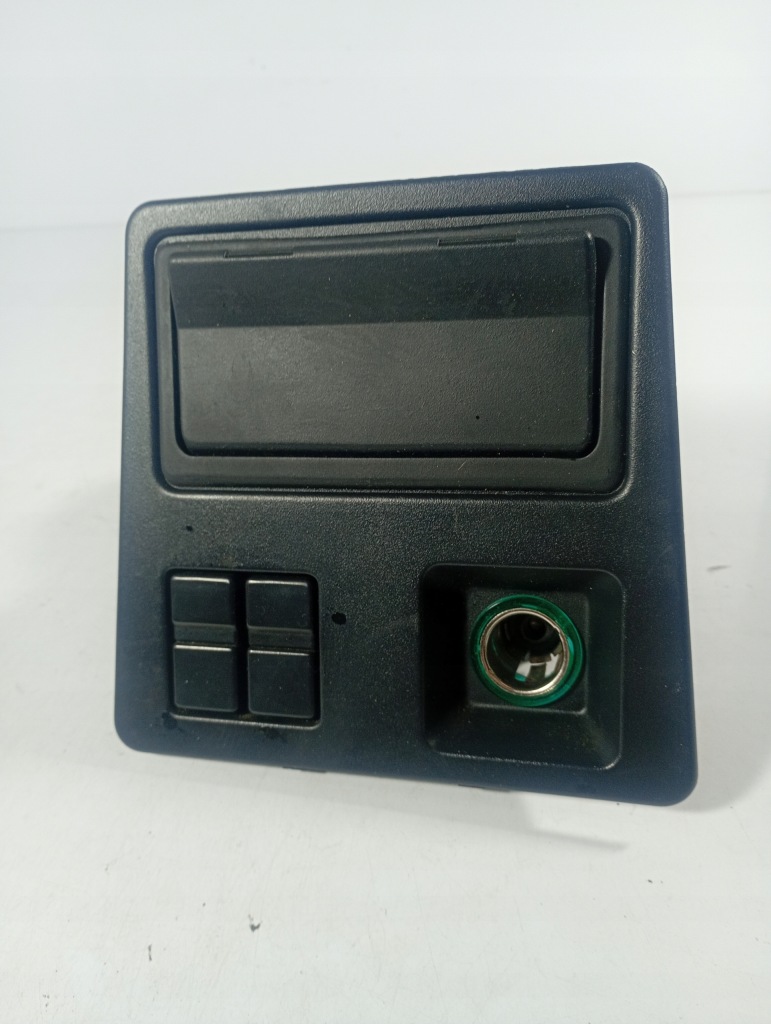 фото №1, Citroen jumpy 07-16 заглушка с gniazdniem прикуривателя оригинальный номер 19659062780