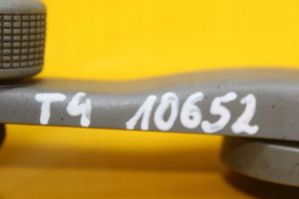 фото №8, Ручка стеклоподъемника открывания стекло vw transporter t4 multivan 1h0837581d