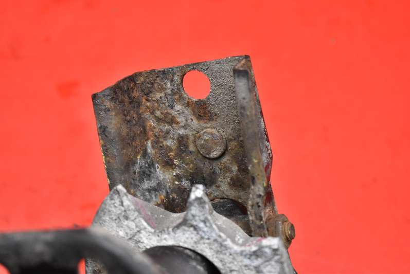 фото №9, Зона деформації відбійник правий перед bmw e36 97r