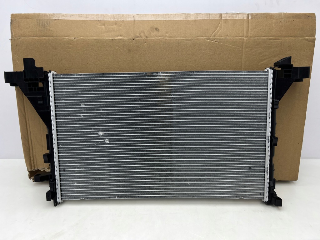 фото №1, Renault master iii 2.3 dci lift радиатор wody оригинал oem n 19-