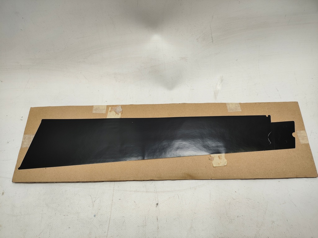 фото №1, Mazda 6 gh наклейка стойка дверь kombi gs1d-50-8v3