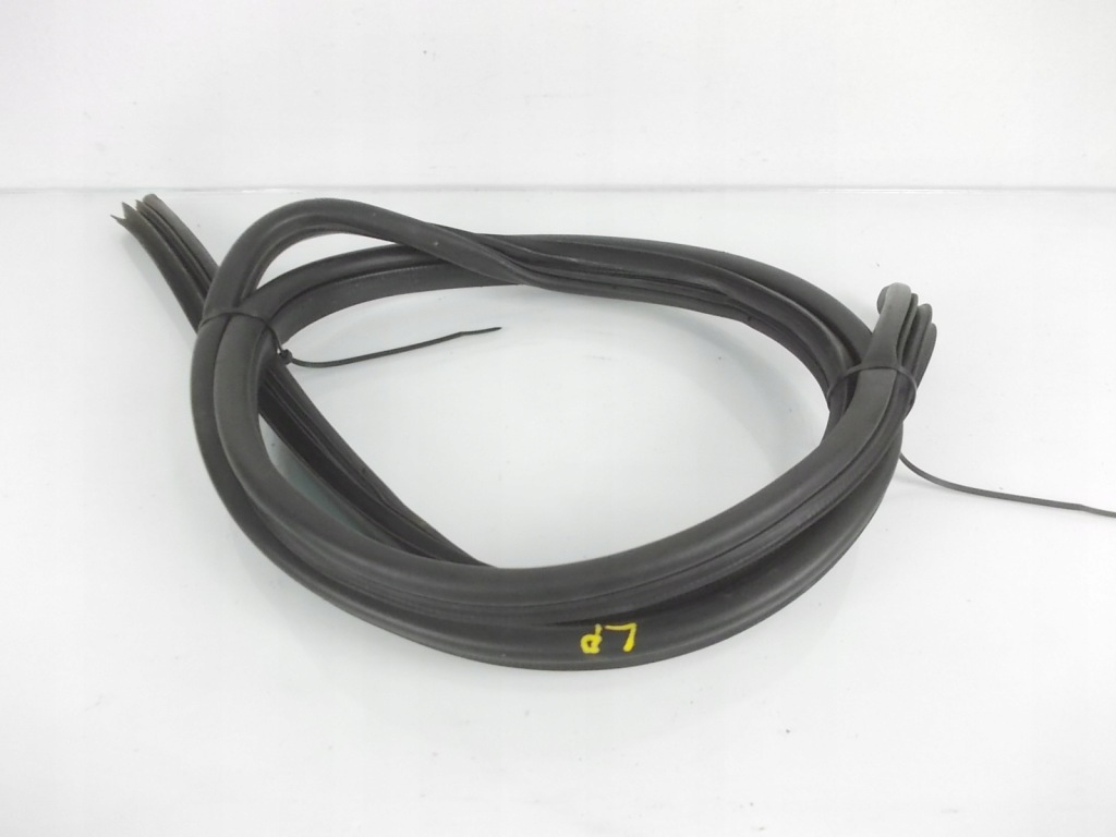 фото №1, Прокладка дверь левый перед hyundai i20 08-14