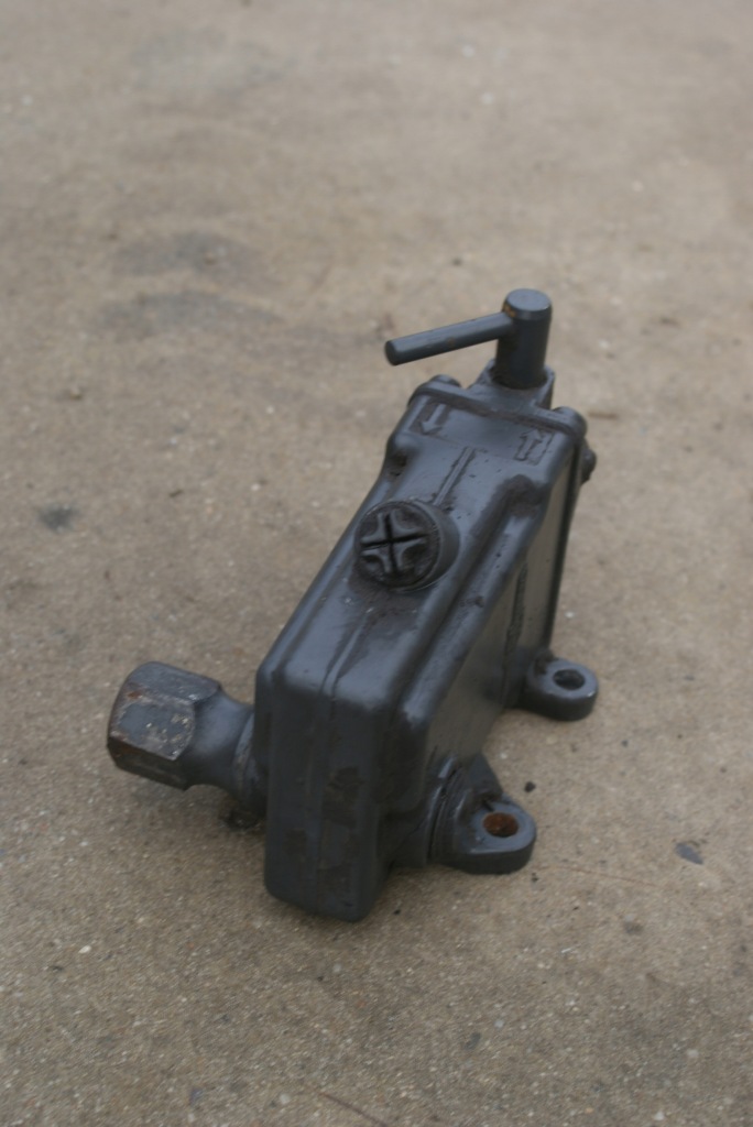 Помпа подъёма кабины mercedes mb 0015530001, 10112115840 Оригинал