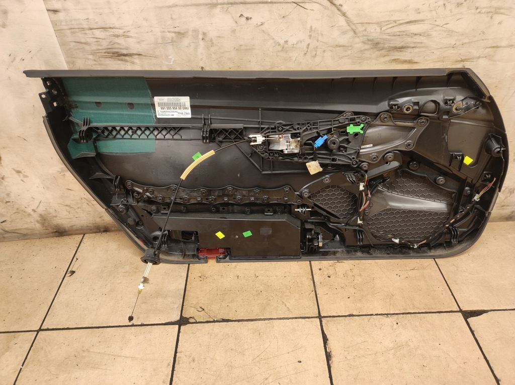 фото №5, Обшивка оббивка двері правий перед porsche cayman 981