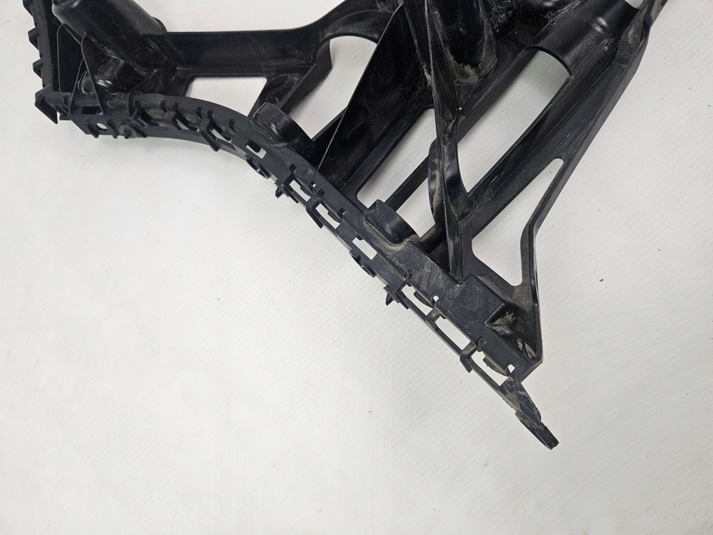 фото №11, Mercedes benz eqe 2023 - направляющая кронштейн бампера задняя правый a2958807202