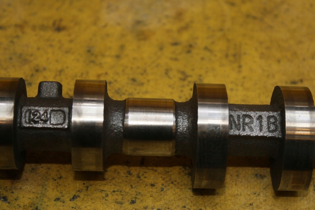 фото №12, Вал розподільного валу всмоктуючий toyota c-hr 1.2 t 8nr