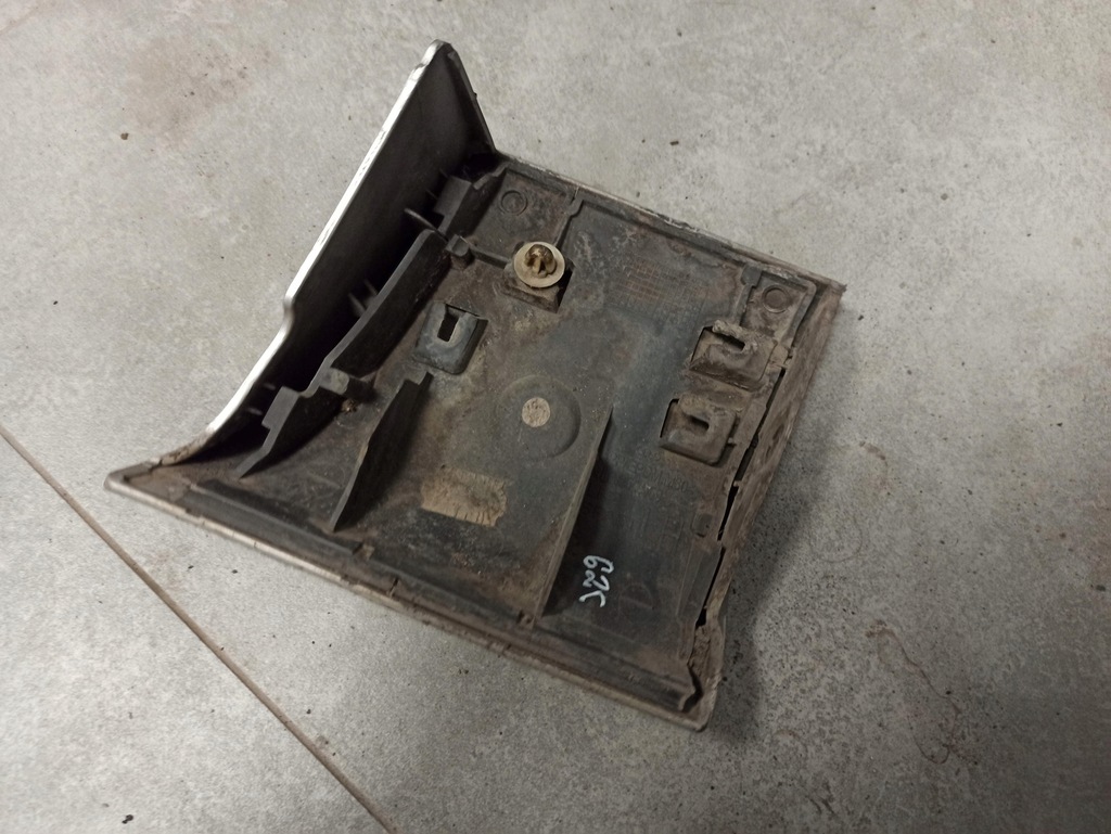 фото №9, Audi q7 i 4l накладка крила перед лівий 4l0854959a