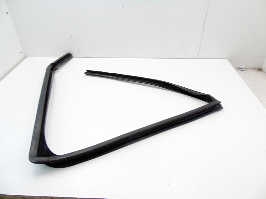 фото №6, Прокладка скло двері правий задня renault modus 2007