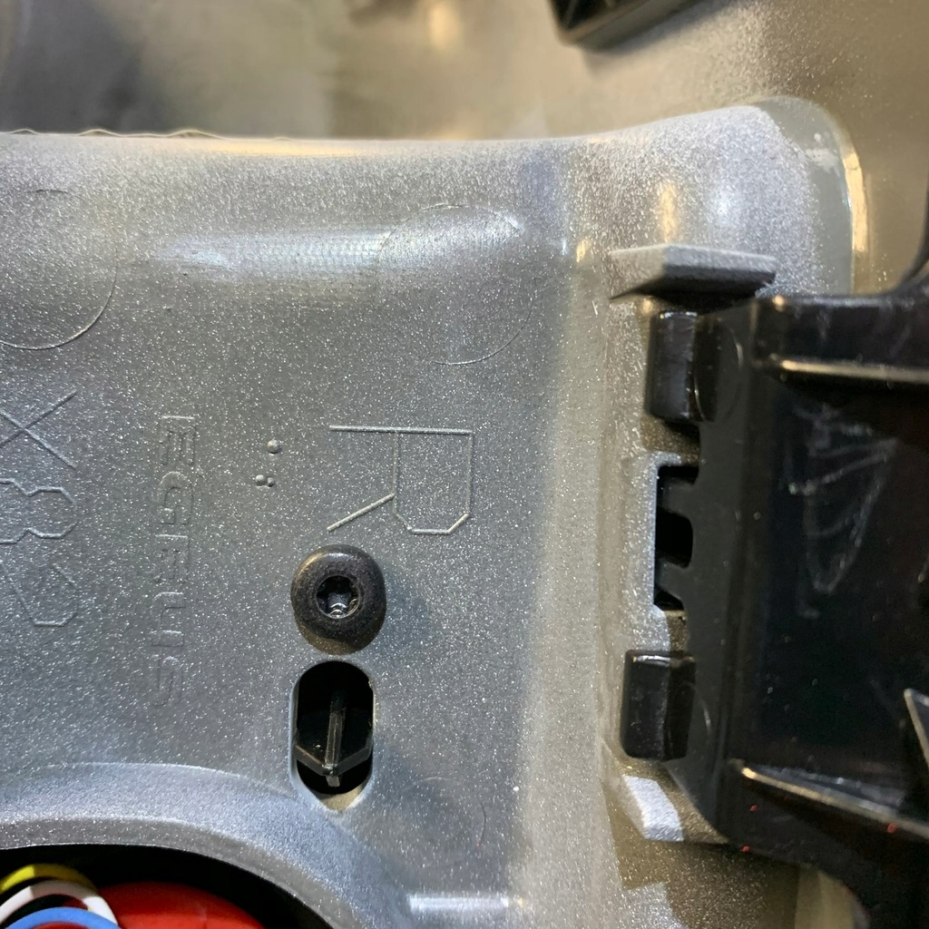 фото №9, Лампа задняя правая задняя ov369 265a13620r renault trafic iii iv