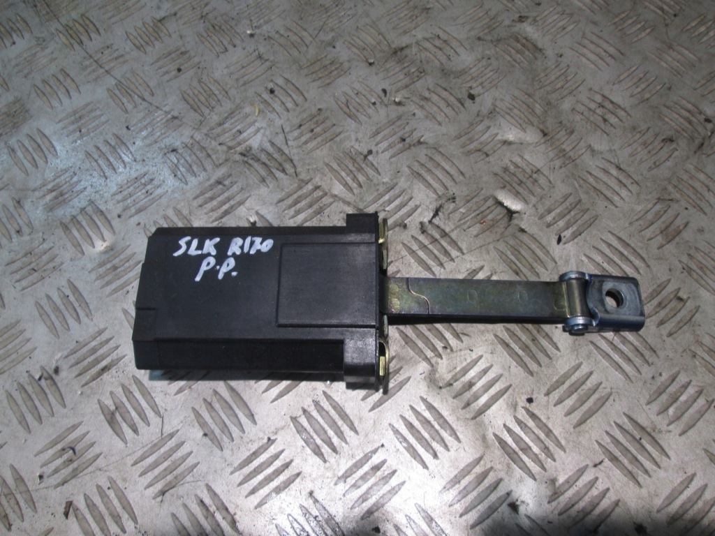 фото №1, Обмежувач двері правий перед mercedes slk r170