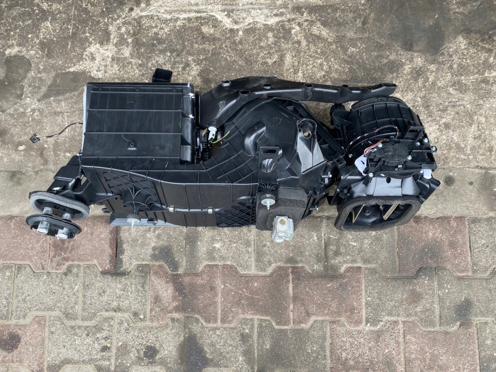 фото №1, Porsche cayenne 7p5 отопитель 7p5820005bc