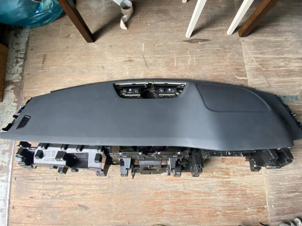 фото №1, Приборная панель приборная land rover discovery sport l550