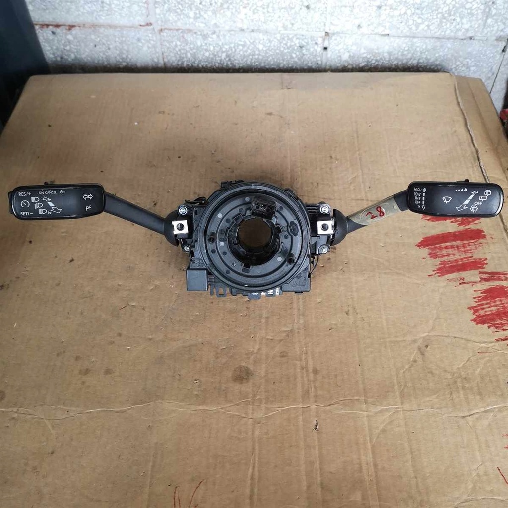 фото №1, Перемикач комбінований важіль volkswagen оригінальний номер 5q0953507gd