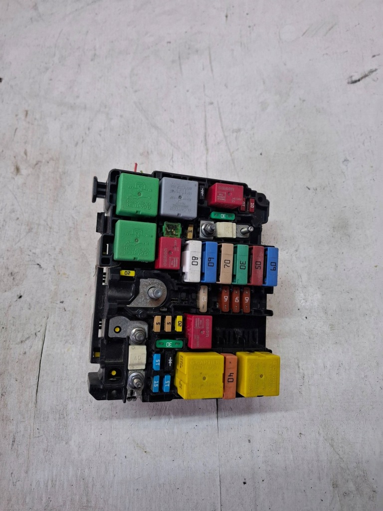 фото №1, Peugeot 208 2008 модуль bsm 9804846880