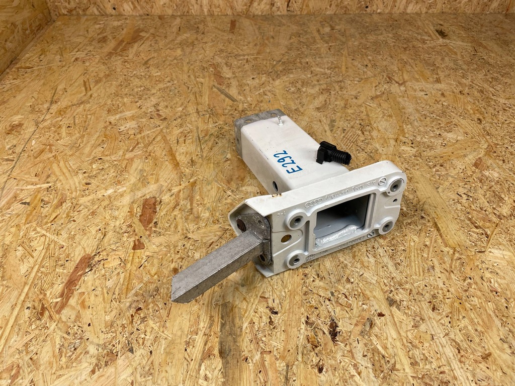 фото №7, Зона деформації перед права audi tt 8j 8j0805130c 8j0806110e