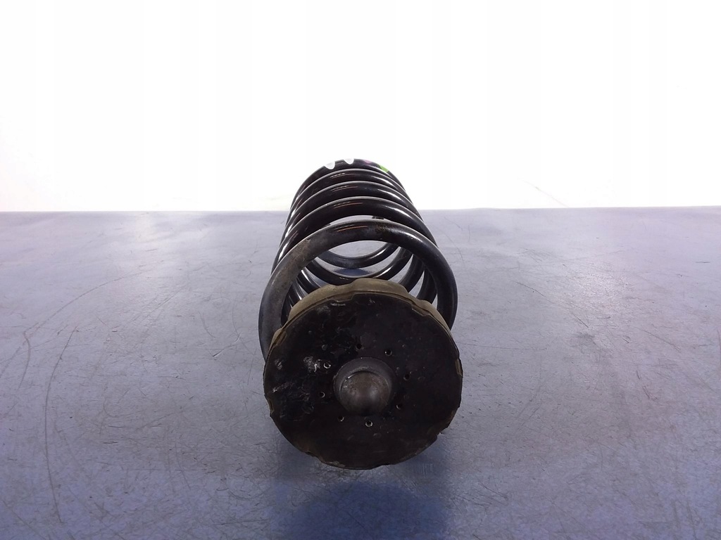 фото №1, Audi q5 8r пружина задняя