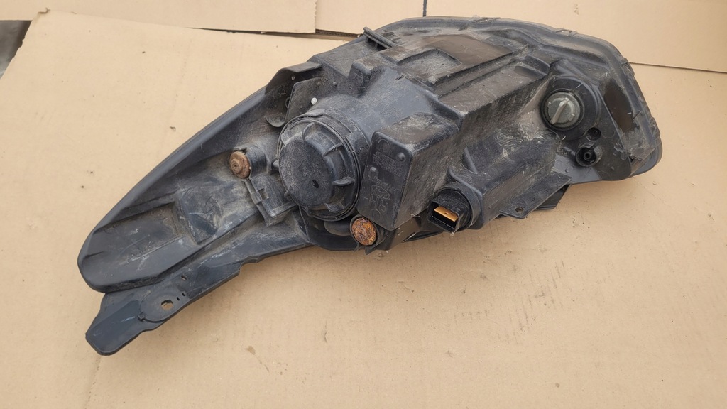 фото №9, Hyundai i10 lift 2010 - лампа права перед фара правий / 1589