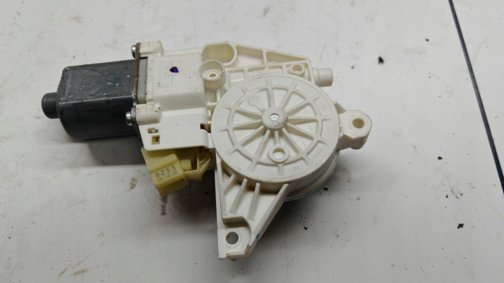 фото №1, Моторчик стекло левый задняя mercedes r klasa w251 w164 a2518200108