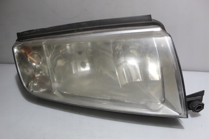 фото №1, Лампа правая передняя skoda fabia i