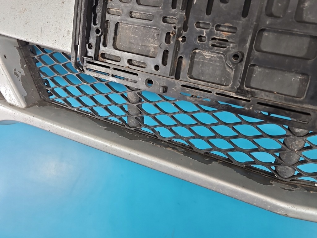 фото №11, Бампер перед mercedes w211 02-06 серебристый 744