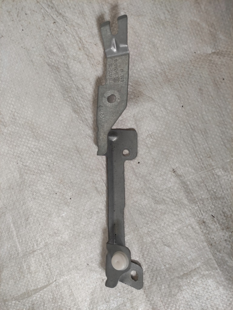 Купить Bmw f90 g30 кронштейн защита стойка c левый 7384535